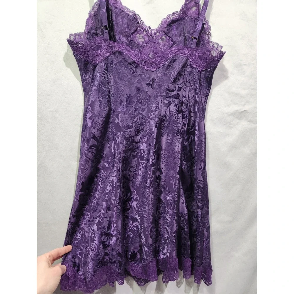 VTG Victorias Secret Gold Label Satin & Lace Floral Paisley Purple Slip Dress  S